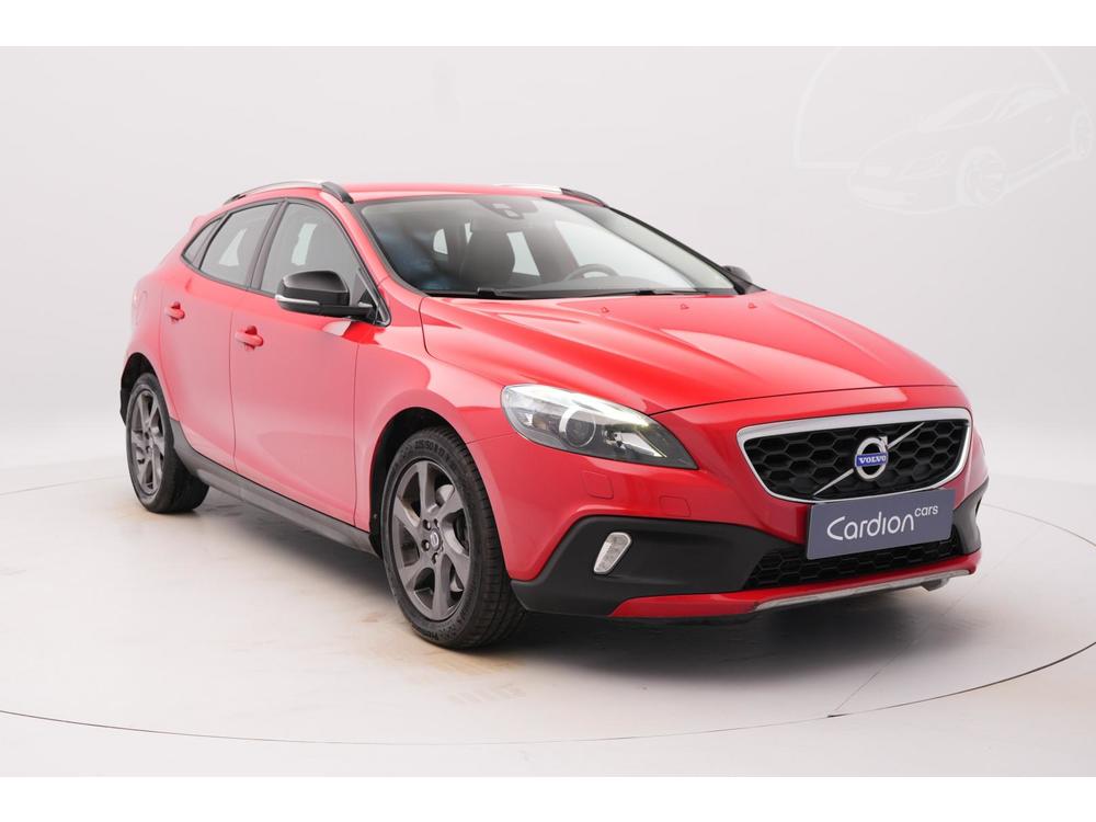 Volvo V40 CC D4 SUMMUM AUT REZERVACE