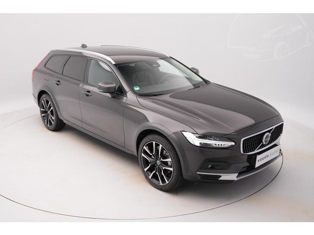 Volvo V90 CC B4 AWD PLUS AUT 1.maj.