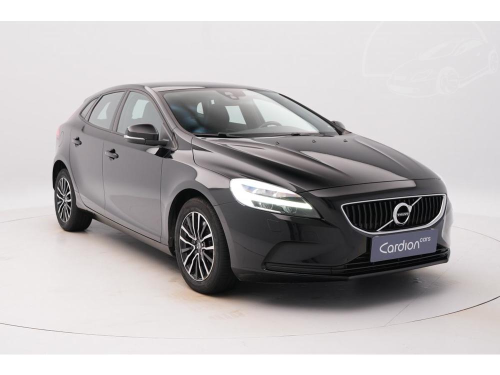 Volvo V40 T2 MOMENTUM AUT