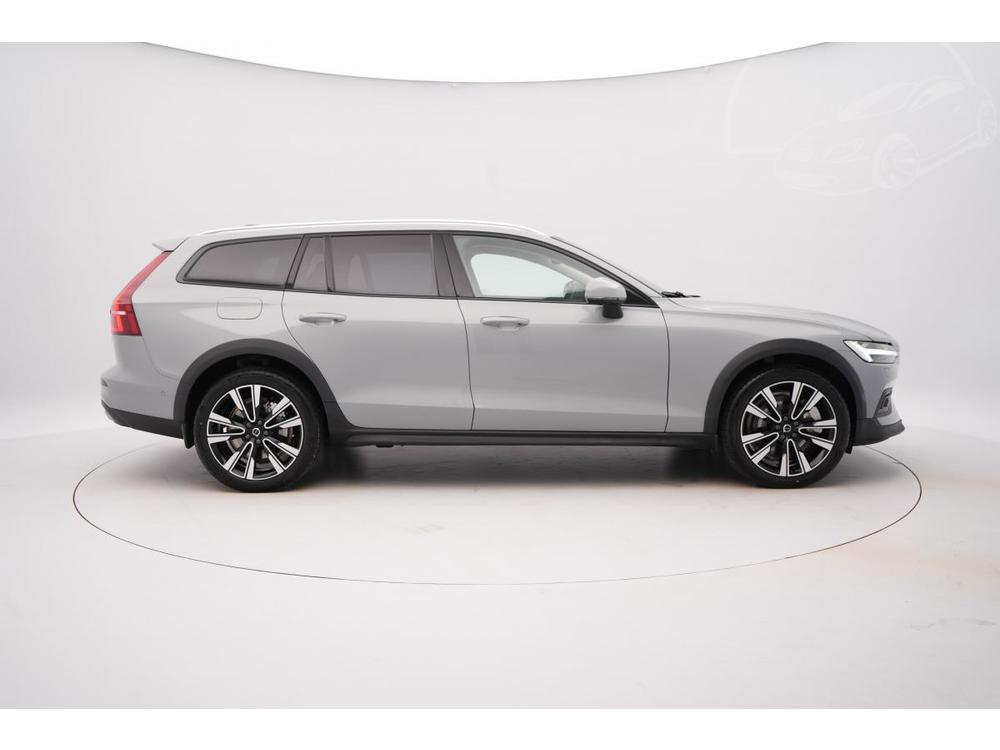 Volvo V60 CC B5 AWD PLUS BRIGHT 1.maj