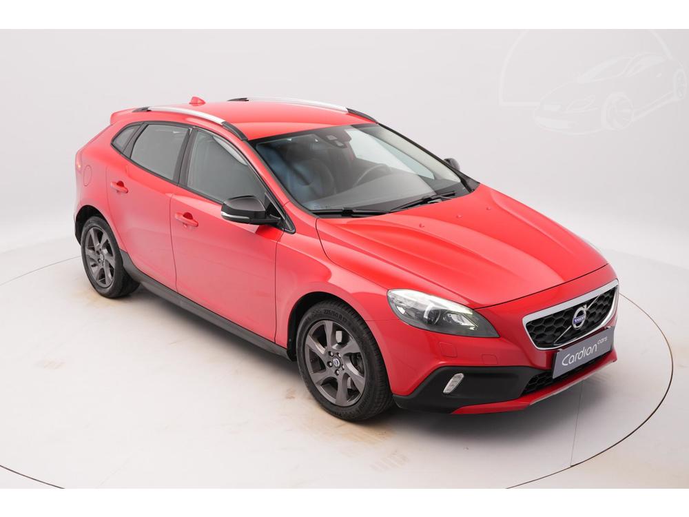 Volvo V40 CC D4 SUMMUM AUT REZERVACE