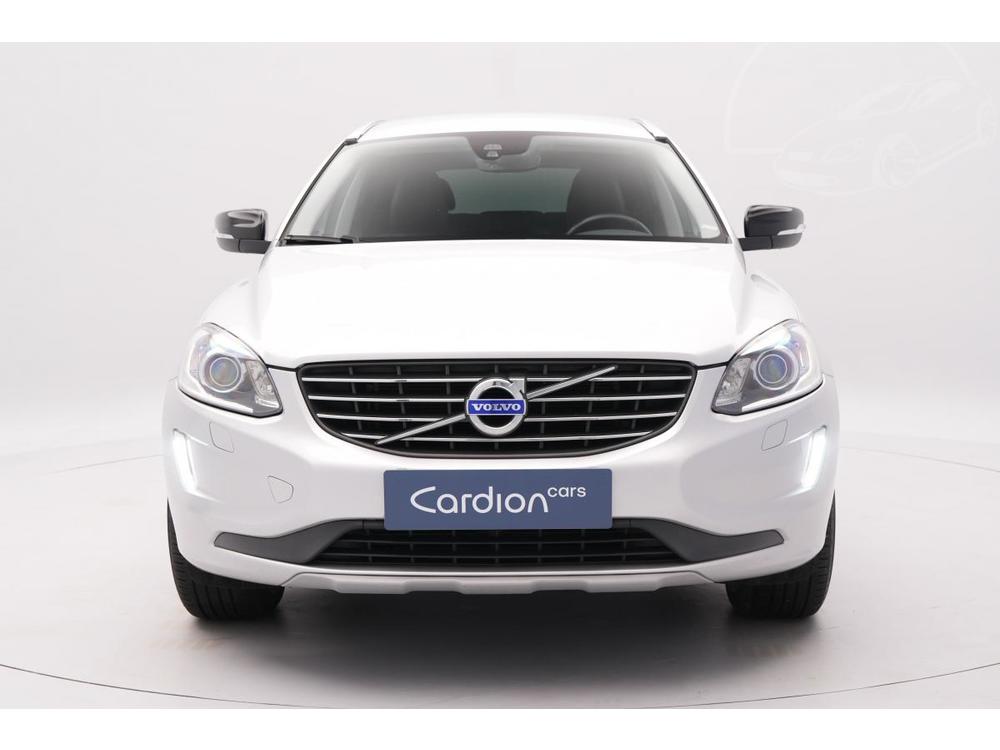 Volvo XC60 D4 AWD MOMENTUM    REZERVACE