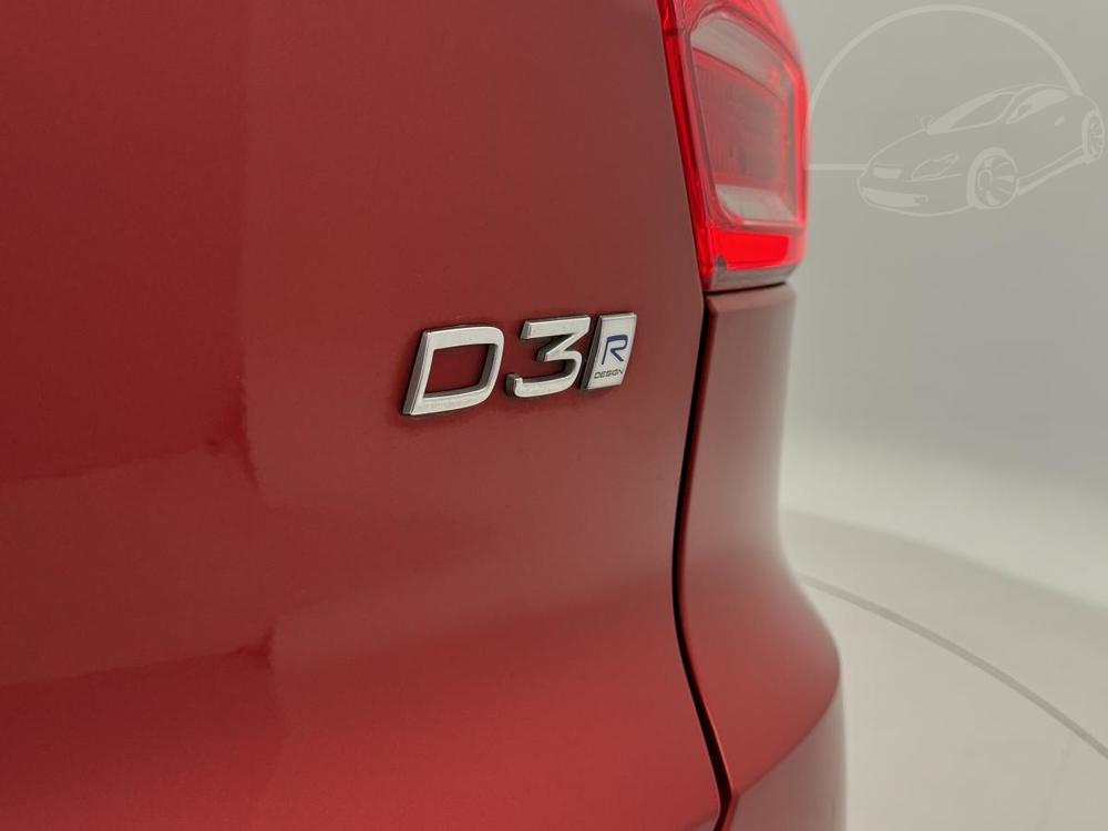 Volvo XC40 D3 R-DESIGN 1.maj.