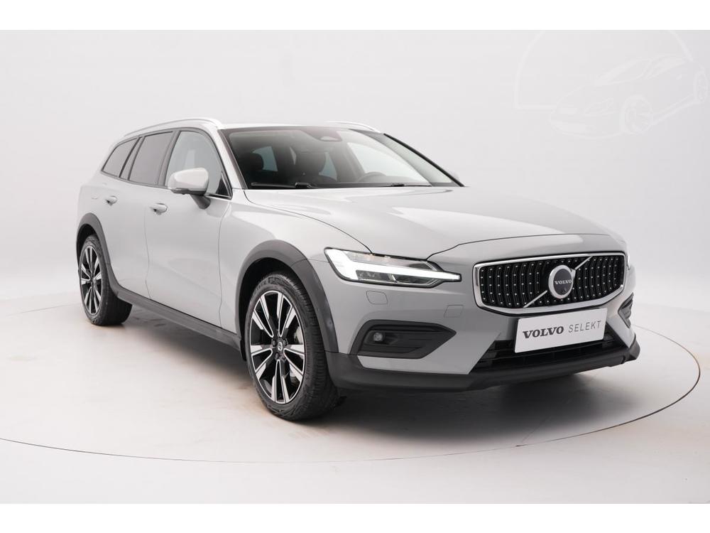 Volvo V60 CC B5 AWD PLUS BRIGHT 1.maj