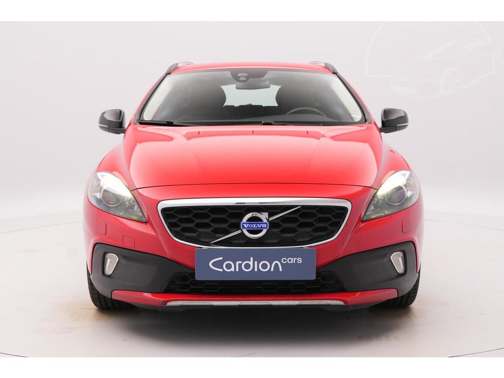 Volvo V40 CC D4 SUMMUM AUT REZERVACE