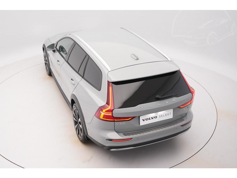 Volvo V60 CC B5 AWD PLUS BRIGHT 1.maj