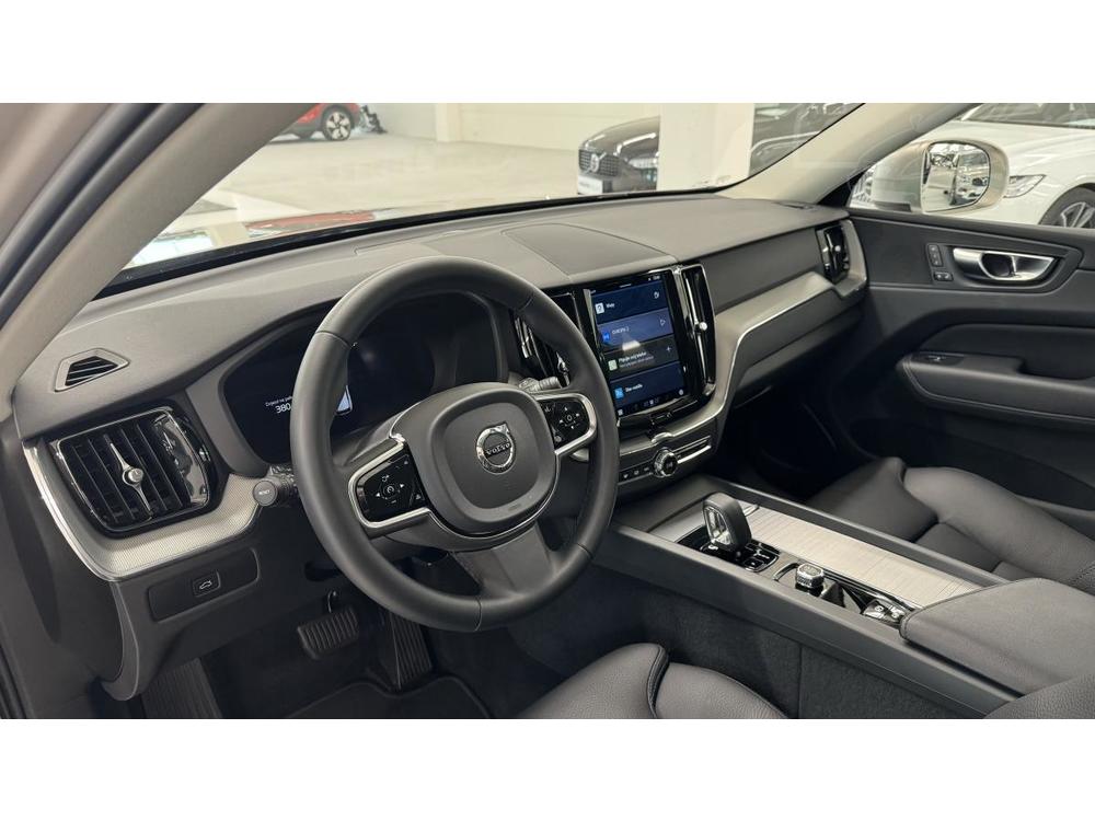 Volvo XC60 B4 AWD PLUS BRIGHT AUT CZ