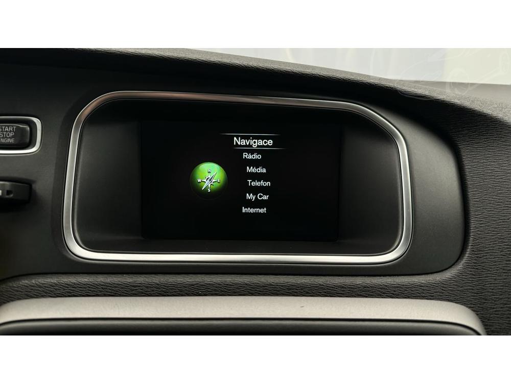 Volvo V40 D2 KINETIC NAVIGACE