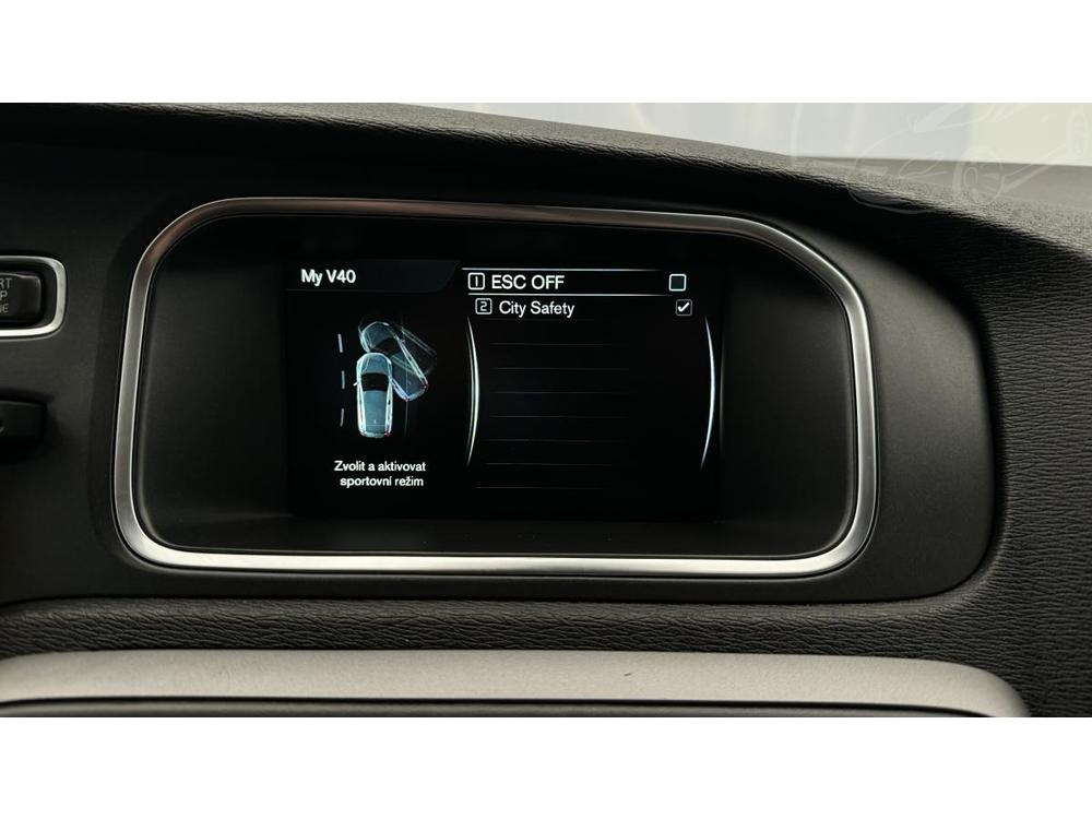 Volvo V40 D2 KINETIC NAVIGACE