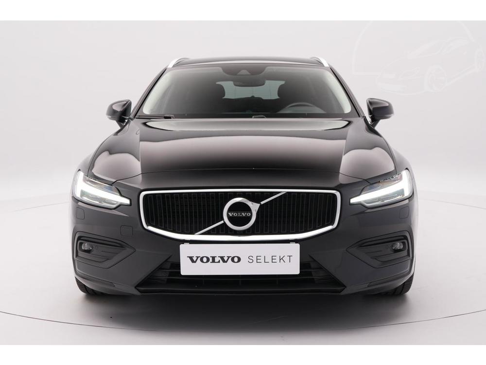 Volvo V60 B4 MOMENTUM AUT