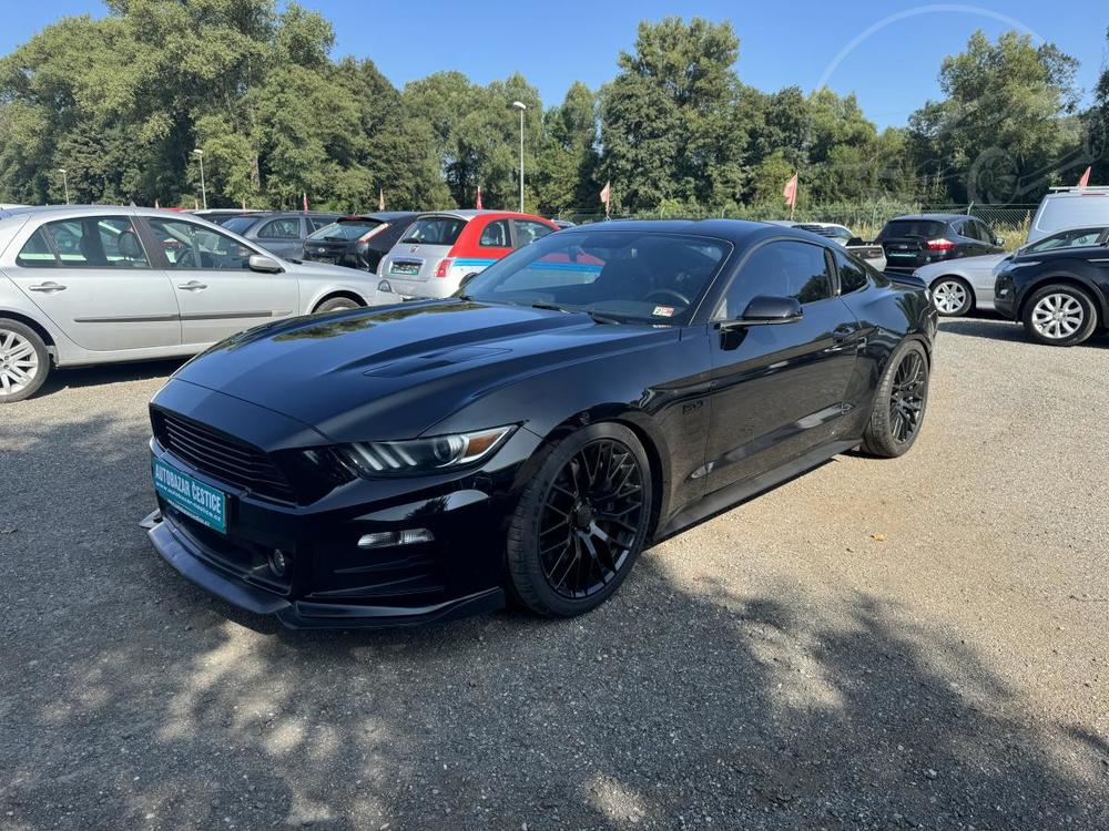 Ford Mustang 5.0 GT MANUAL