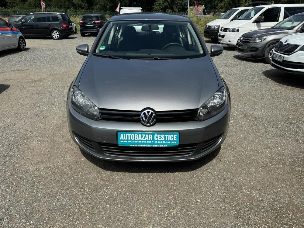 Volkswagen Golf 1.6i 75KW