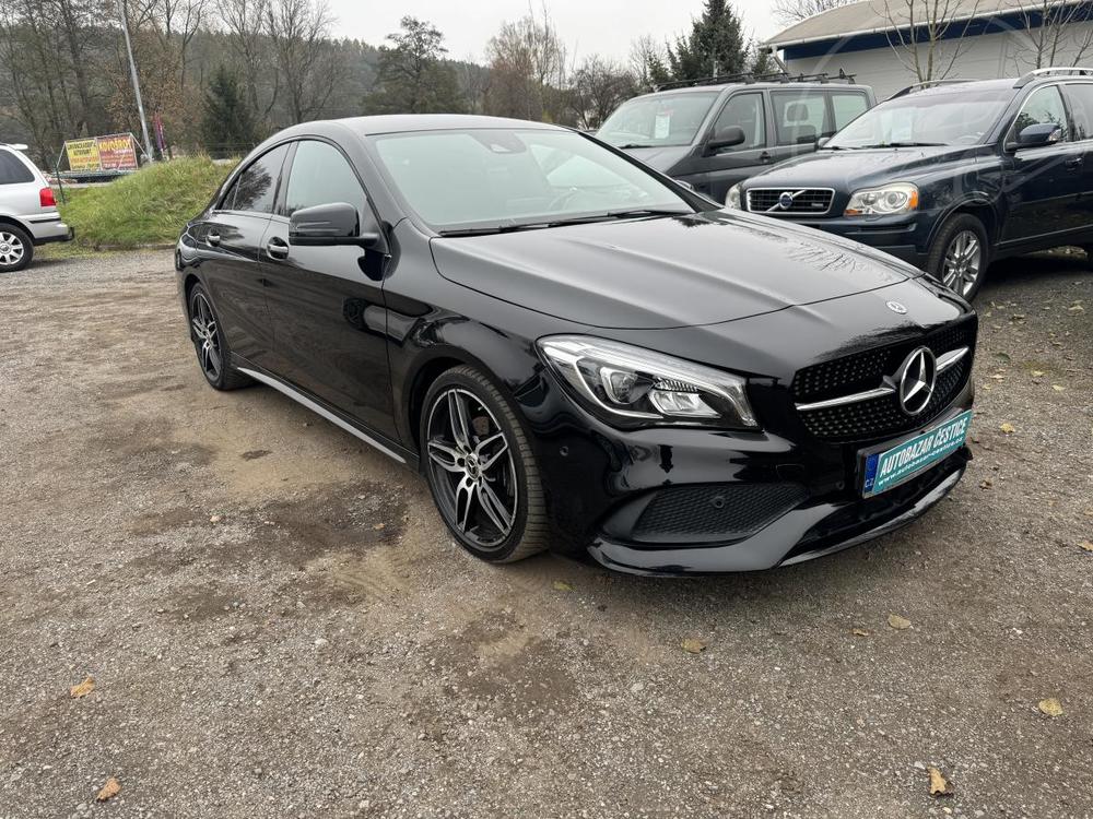 Mercedes-Benz CLA 200 AMG