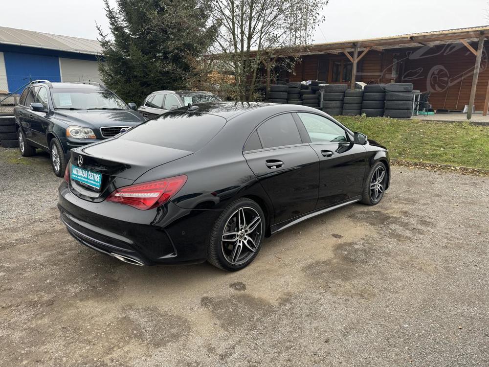 Mercedes-Benz CLA 200 AMG