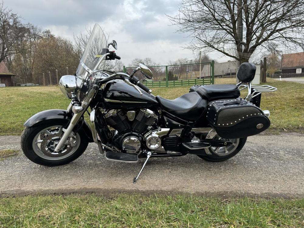 Yamaha  1300 XVS MIDNIGHT STAR