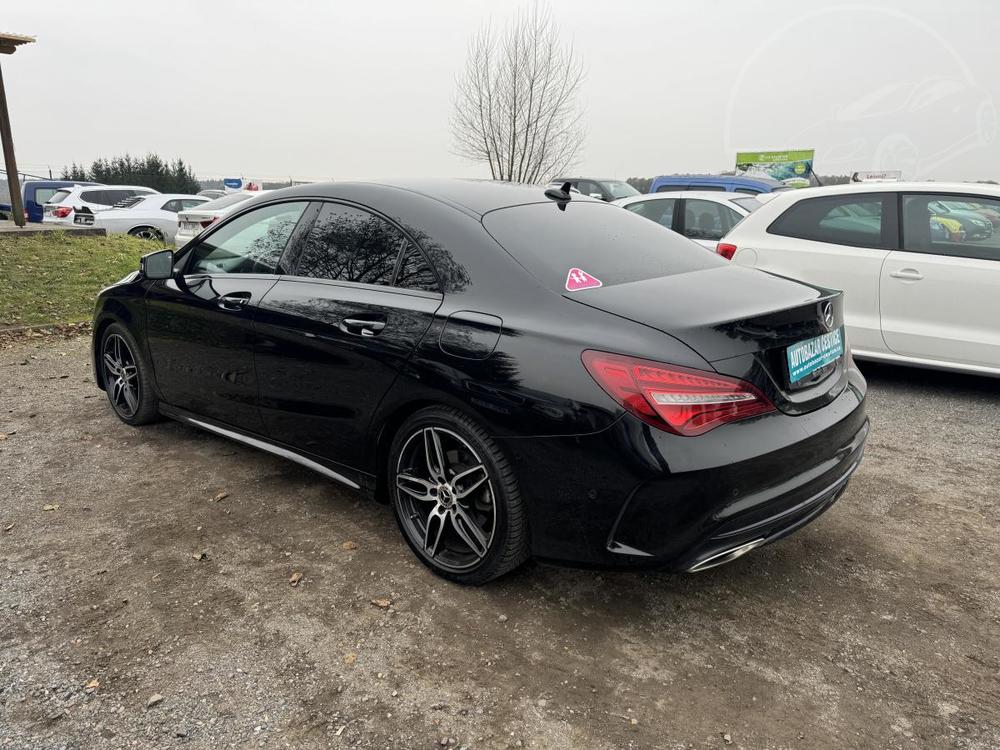 Mercedes-Benz CLA 200 AMG