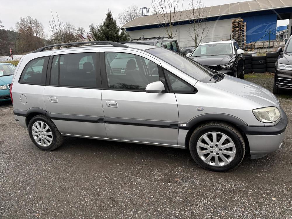 Opel Zafira 2.0 DTi 7 MIST TAN