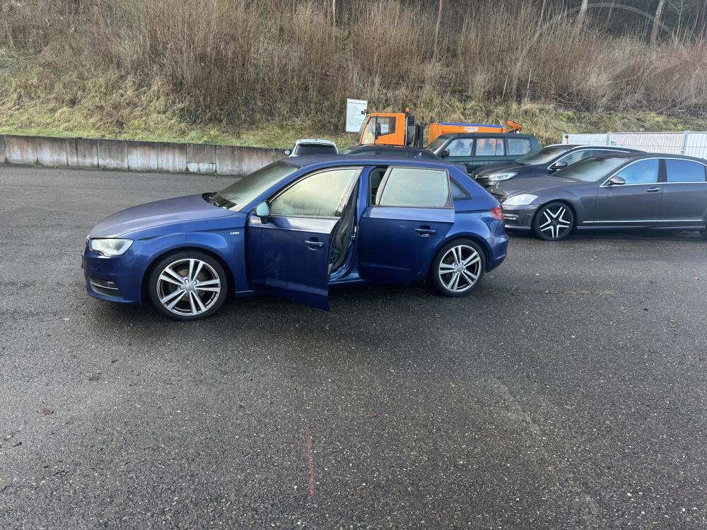 Audi A3 1.4 TFSI 3xS-LINE 90KW