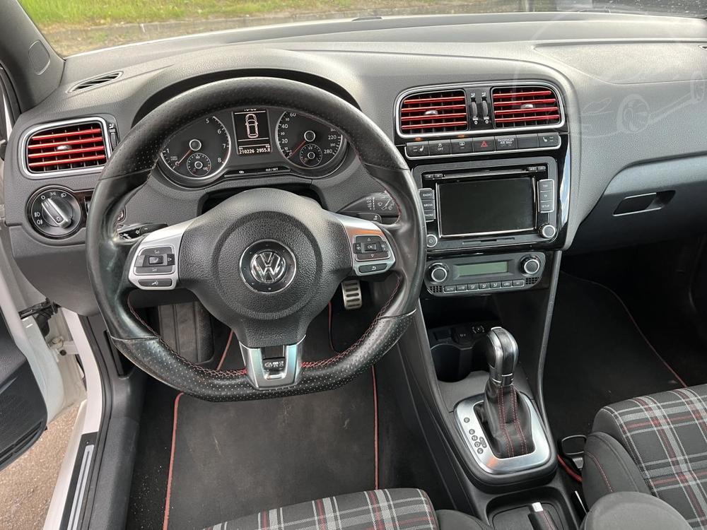 Volkswagen Polo 1,4 TSI GTi DSG, 132Kw, Xenon