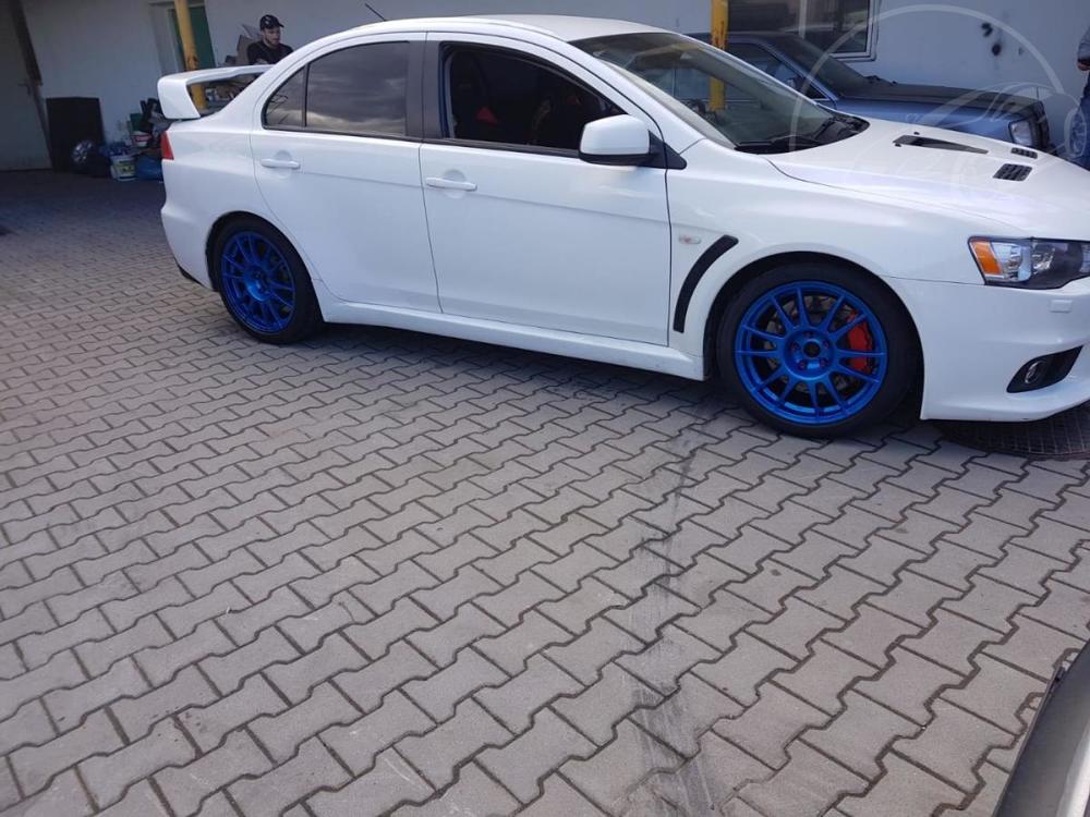 Mitsubishi Lancer 2.0 MIVEC Turbo 5MT 4WD Evolut