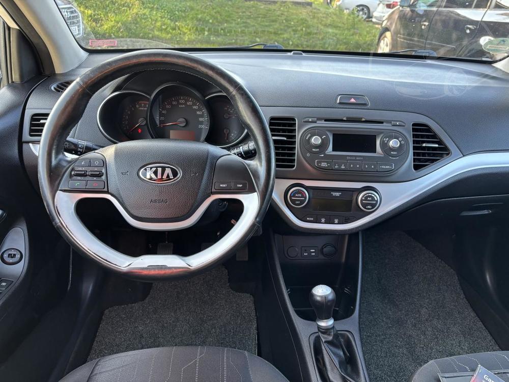 Kia Picanto 1.0i