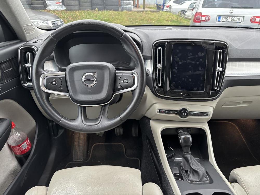 Volvo XC40 2.0 D3 DPH