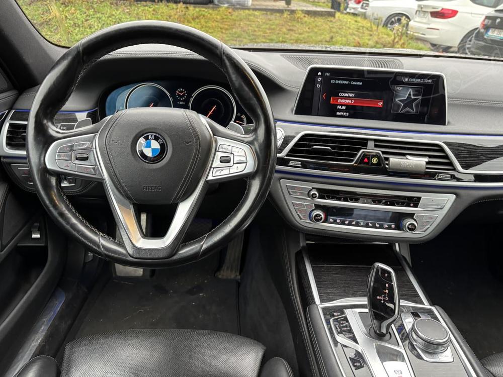 BMW 750 d X-drive M-packet