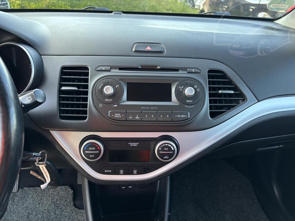 Kia Picanto 1.0i