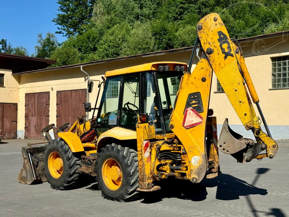 JCB  4CX