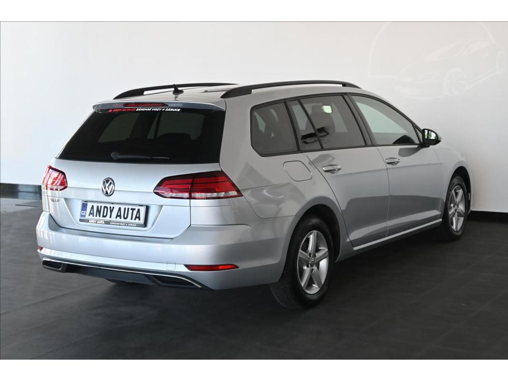 Volkswagen Golf 2,0 TDi 110kW DSG NAVI Zruka