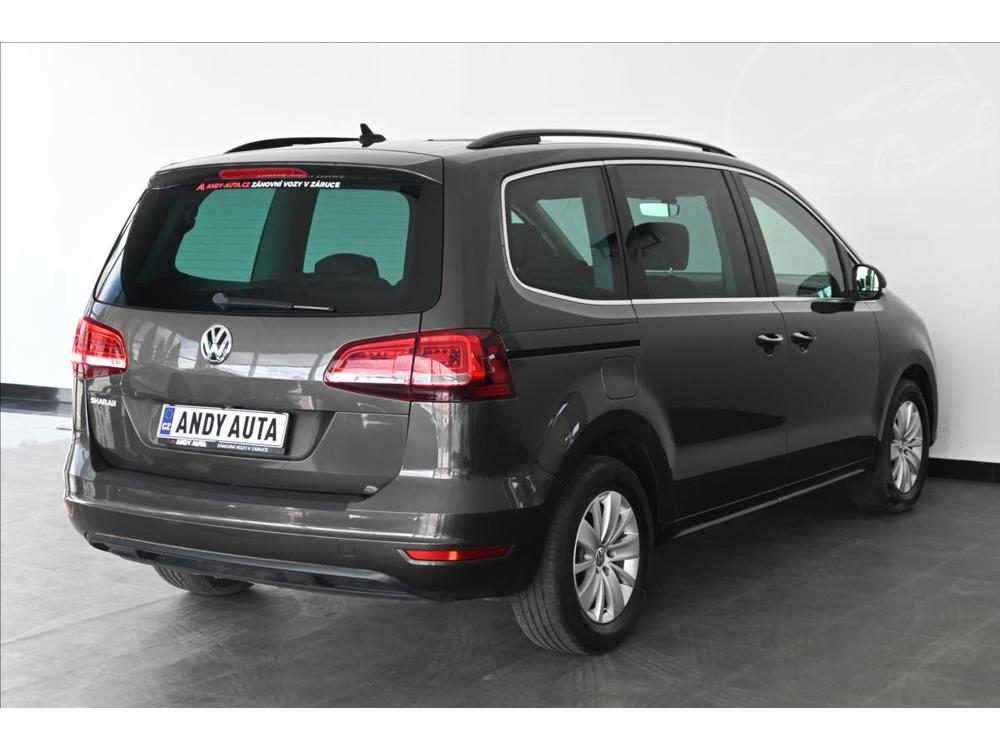 Volkswagen Sharan 2,0 TDI 110 kW 7/MST Zruka a