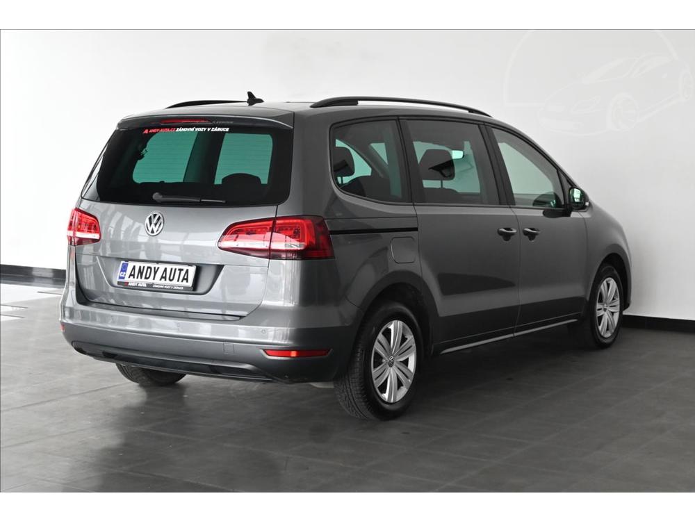 Volkswagen Sharan 2,0 TDI 110 kW 7/Mst Zruka a