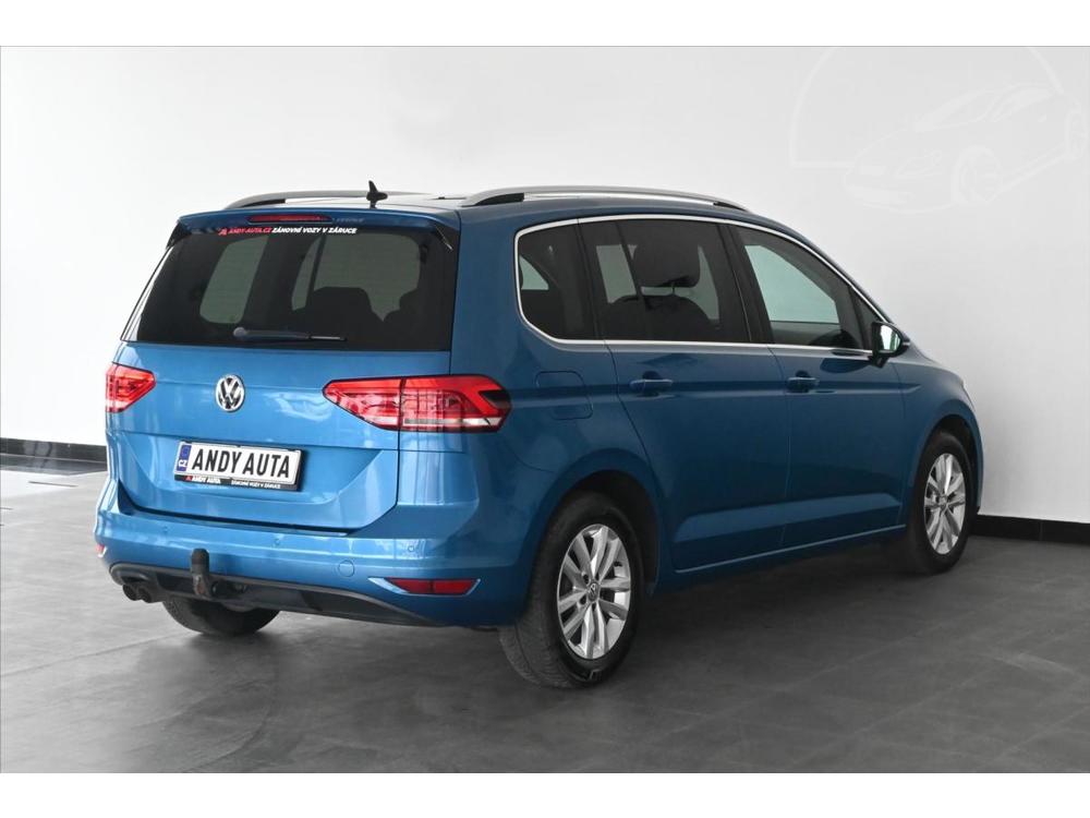 Volkswagen Touran 2,0 TDI 110 kW HIGHLINE Zruka