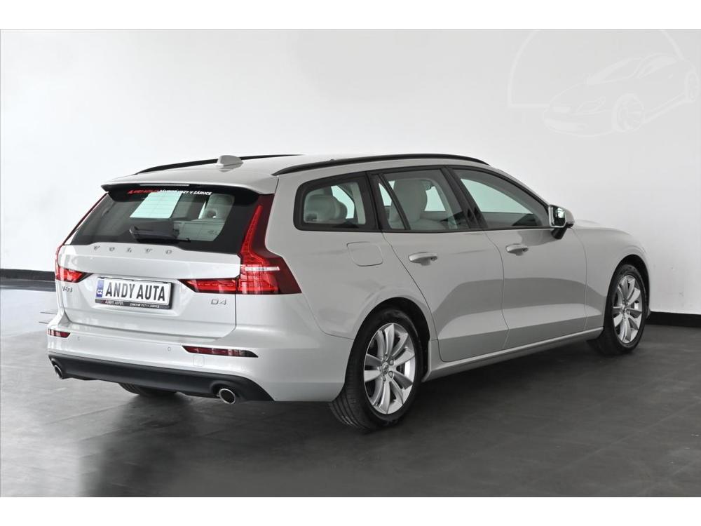 Volvo V60 2,0 D4 140 kW AT/8 MOMENTUM Z