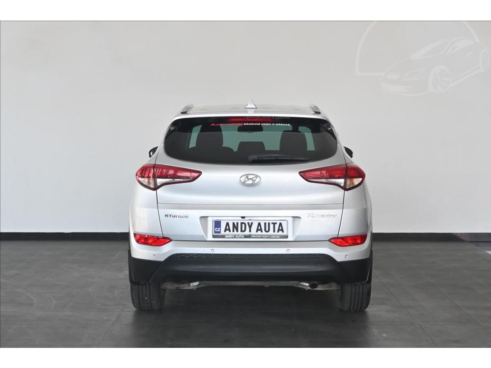 Hyundai Tucson 1,7 CRDI 85kW TRIKOLOR Zruka