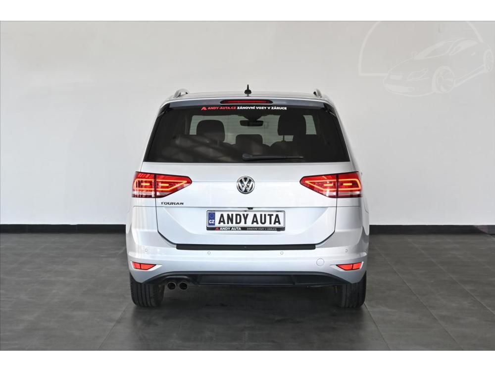 Volkswagen Touran 2,0 TDI 110 kW HIGHLINE Zruka