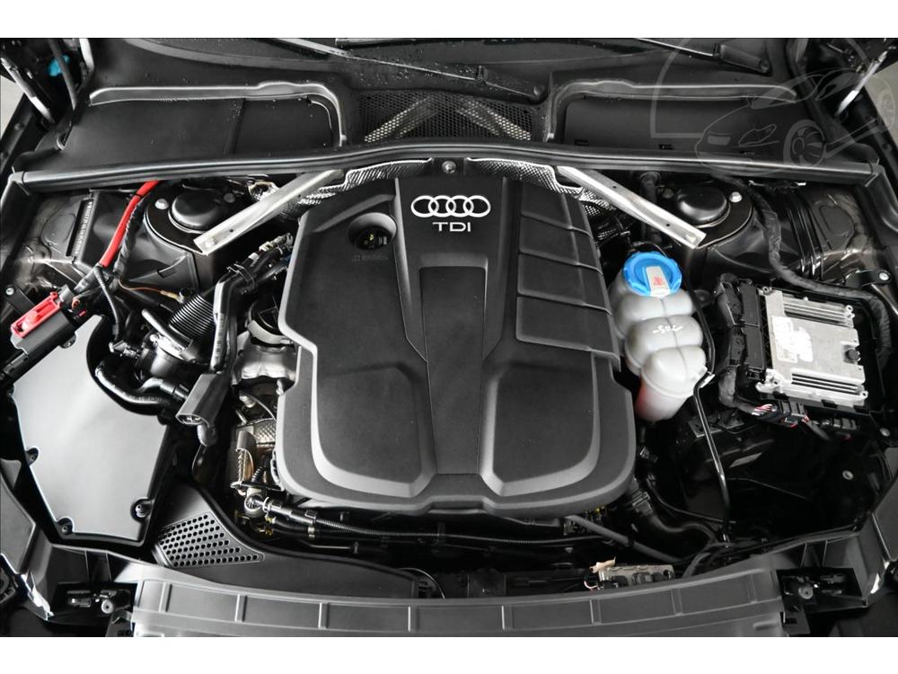 Audi A4 2,0 TDI 110 kW S-TRONIC Zruka