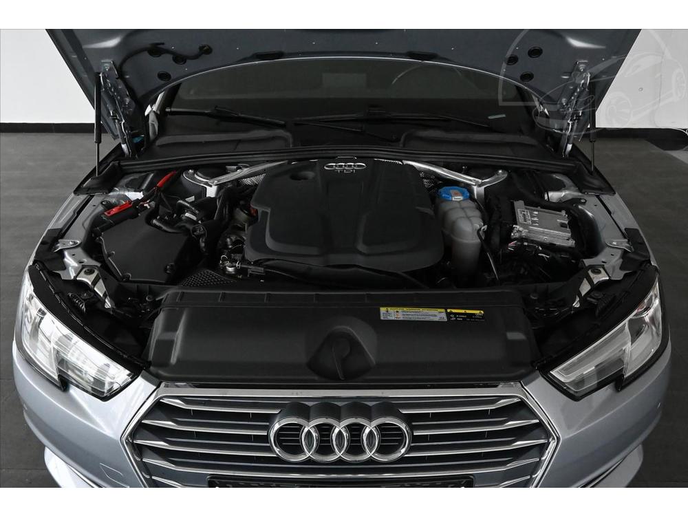 Audi A4 2,0 TDi 110kW Sport Zruka a