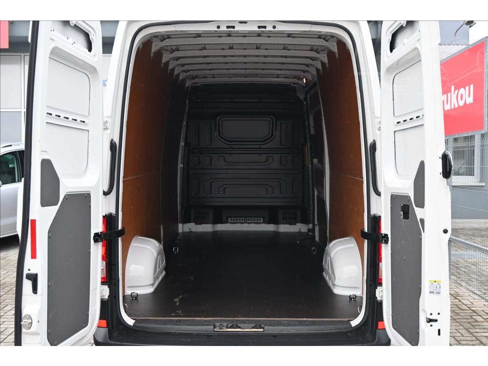 Volkswagen Crafter 2,0 TDI 103kW L3H2 Zruka a 5