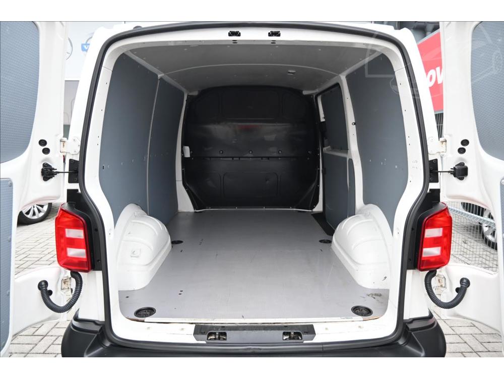 Volkswagen Transporter 2,0 TDi 62kW TEMPOMAT Zruka a