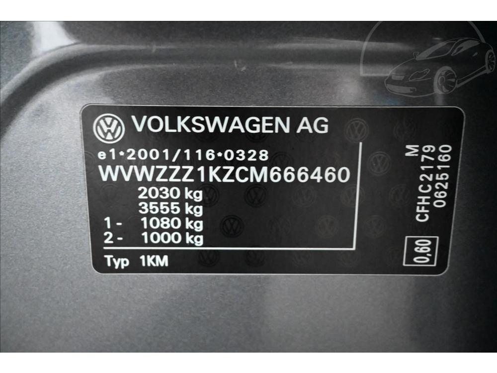 Volkswagen Golf 2,0 TDI 103 kW STYLE Zruka a