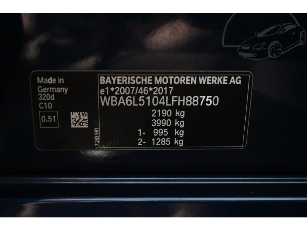 BMW 320 d 140kW STEPTRONIC Zruka a