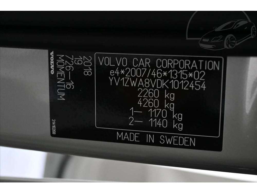 Volvo V60 2,0 D4 140 kW AT/8 MOMENTUM Z