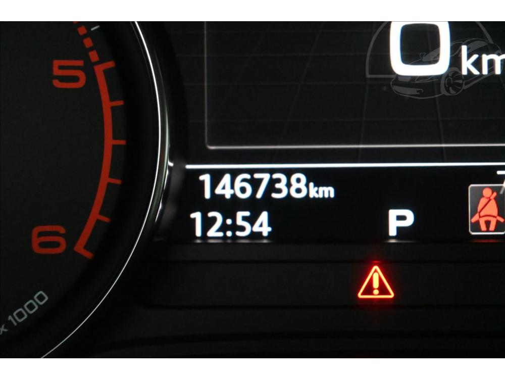 Audi A4 2,0 TDI 110 kW S-TRONIC Zruka