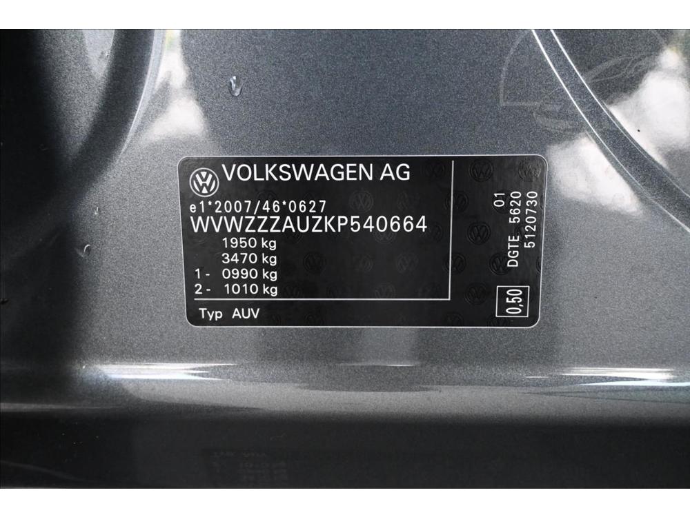 Volkswagen Golf 1,6 TDI 85kW NAVI ADAPT. TEMPO