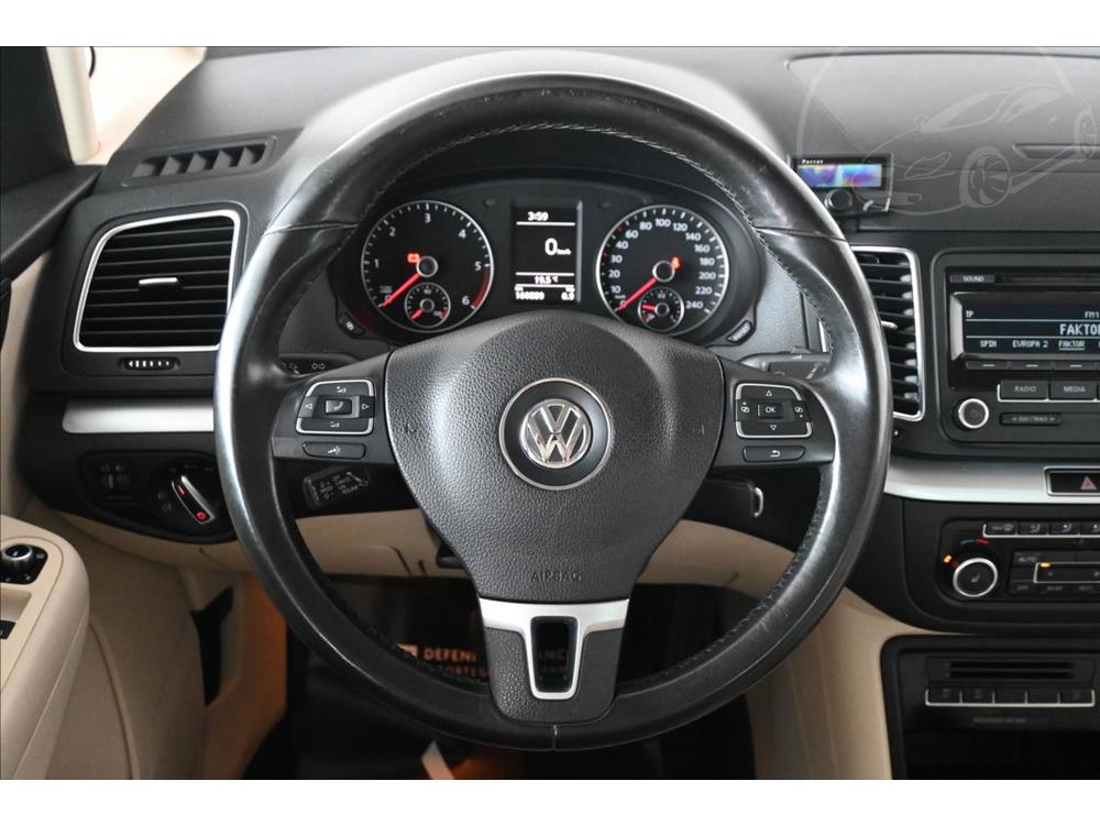 Volkswagen Sharan 2,0 TDi 103kW Highline Zruka