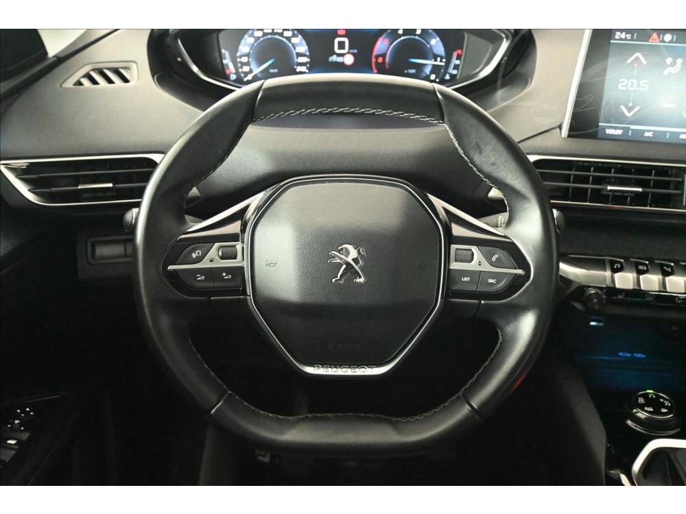 Peugeot 5008 1,5 BlueHDi 96kW ACTIVE Zruka