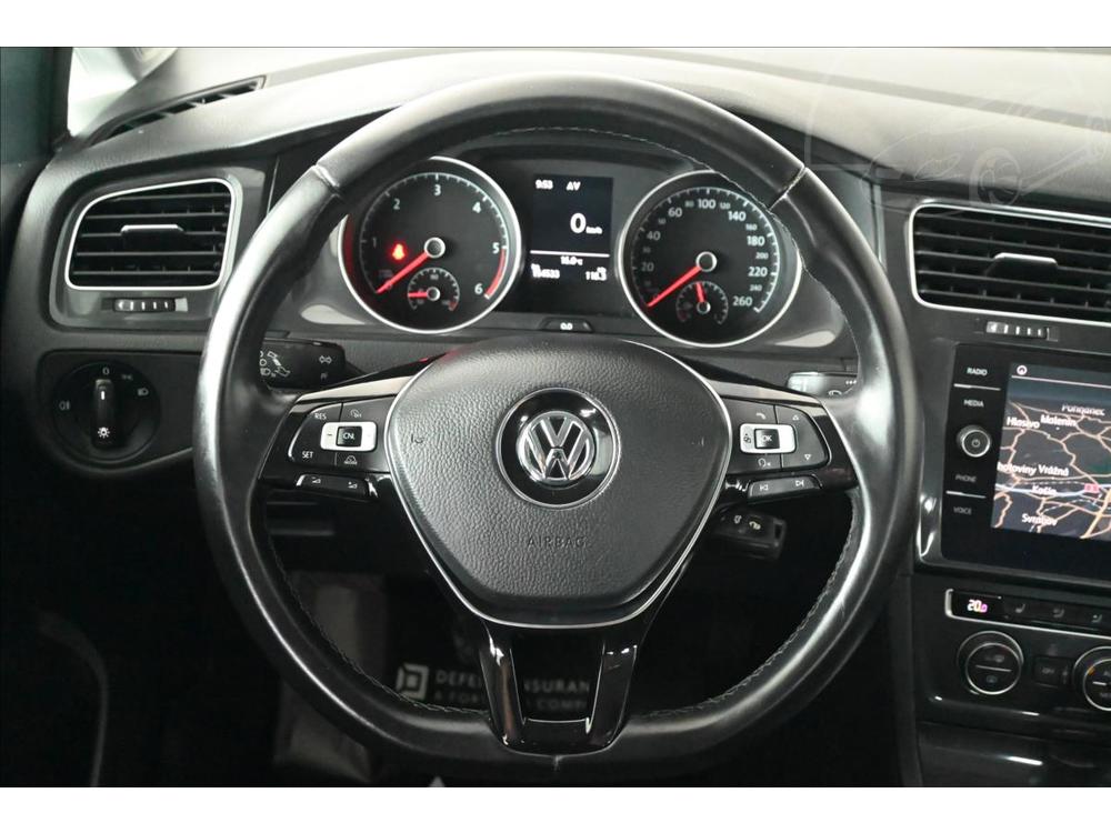 Volkswagen Golf 1,6 TDI 85 kW NAVIGACE Zruka