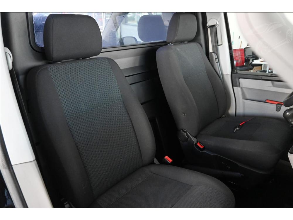 Volkswagen Transporter 2,0 TDI 75 kW LONG Zruka a 5