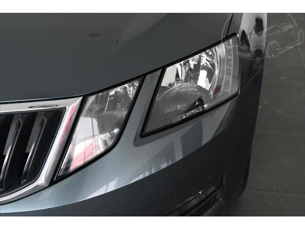 koda Octavia 1,5 TSI 110 kW DSG NAVI Zruka